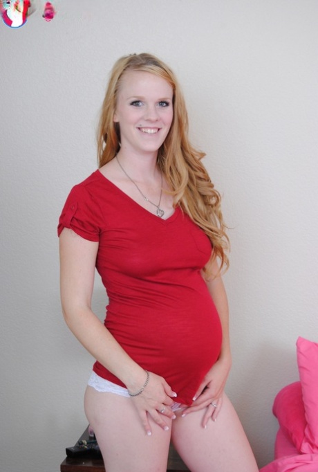 Pregnant Hydii May naked showing puffy nips, big belly & stretched baby hole