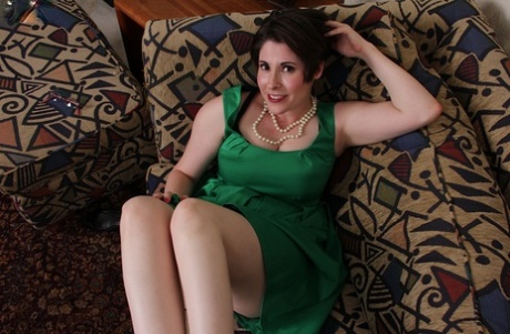 Short haired housewife Sadie Jones flashing upskirt underwear