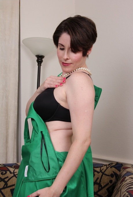 Short haired housewife Sadie Jones flashing upskirt underwear