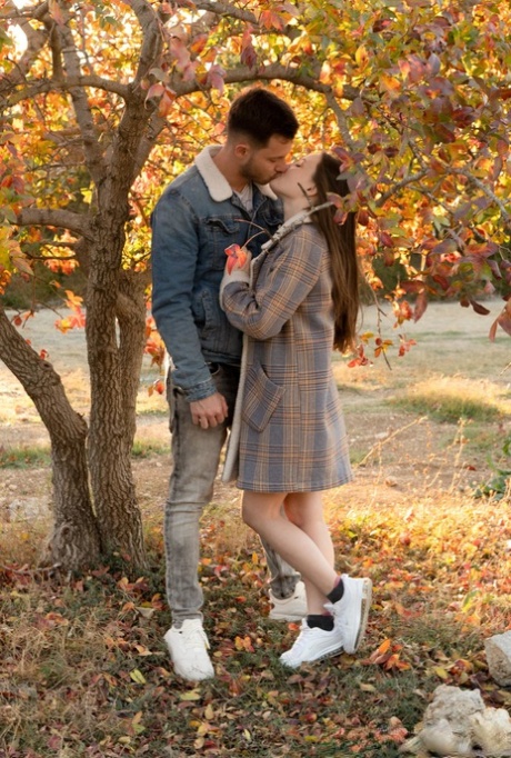 Raven-haired teen Baby Bambi gets boned and jizzed on the first date