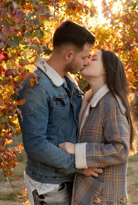 Raven-haired teen Baby Bambi gets boned and jizzed on the first date