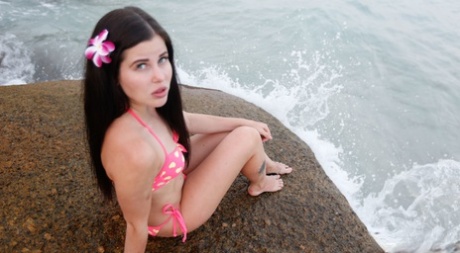 European girlfriend Cassie poses in a sweet bikini before tasting a dick