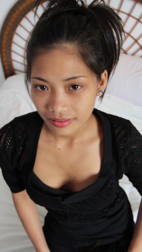 Beautiful Asian girl Franciska gets fucked by a stranger at the hotel room